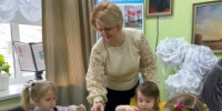 В гостях у Центра побывали самые маленькие воспитанники детского сада «Берёзка» - Центр соцобслуживания населения